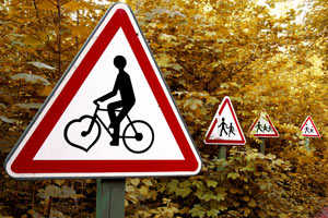 copyright 2005 Pierre Marcel. Aventure Land, Magny en Vexin, Val d'Oise (95),Art'hieul, �dition 2005 :  La contribution de l'artiste Pierre Marcel